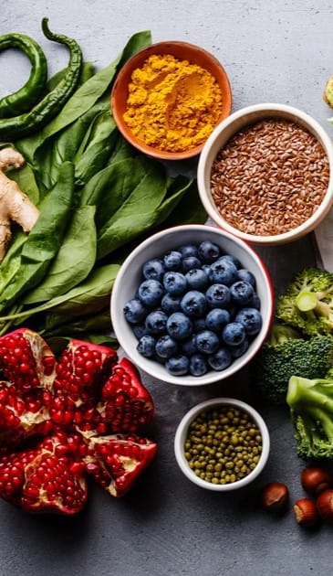 superfood Cibo sano con proteine animali e vegetali utili per una buon nutrizione